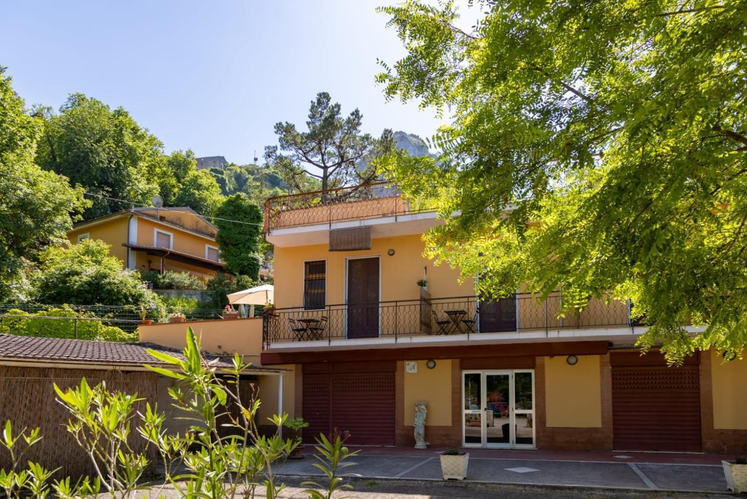 La Valle Del Mingardo Hotel San Severino Exterior photo
